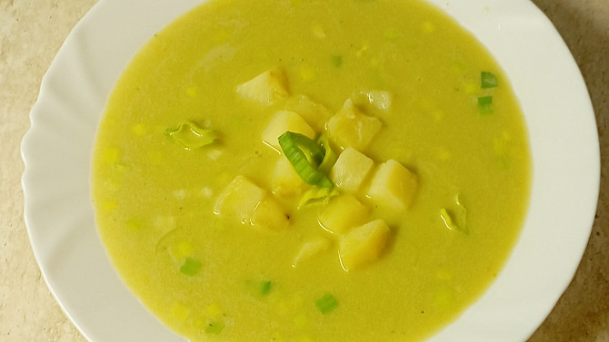 Pórková krémová polévka bez mouky