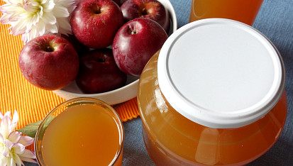 Sterilovaný jablečný mošt