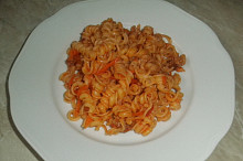 Těstoviny s mletým vepřovým masem