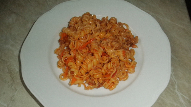 Těstoviny s mletým vepřovým masem, Těstoviny s mletým vepřovým masem