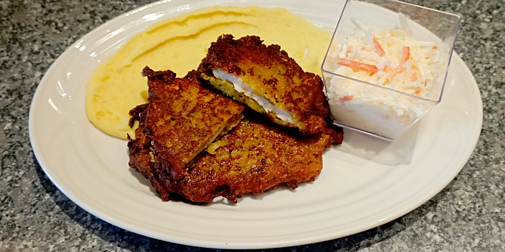 Kuřecí řízek v bramborovém těstíčku