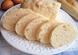 Kynutý houskový knedlík