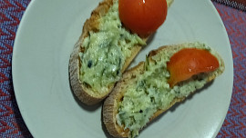 Pomazánka z cukety a parmazánu