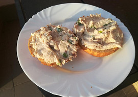 Ricottová pomazánka s tuňákem