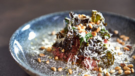 Tatarský biftek s lojovými škvarky podle Honzy Punčocháře