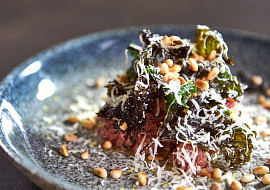 Tatarský biftek s lojovými škvarky podle Honzy Punčocháře