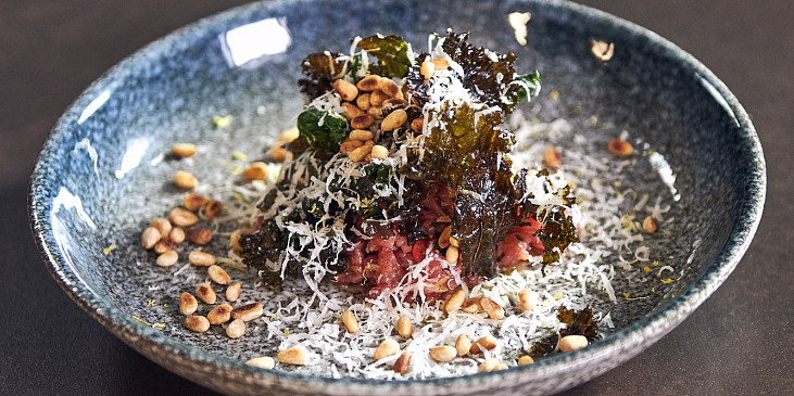 Tatarský biftek s lojovými škvarky podle Honzy Punčocháře