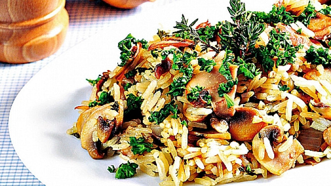 Bylinková rýže se žampiony