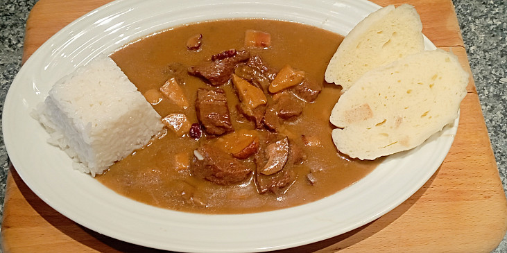 Hovězí krk na houbách