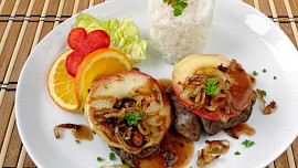 Husí játra s jablky