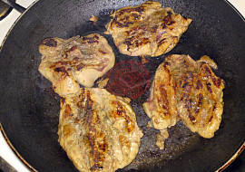 Husí játra s jablky