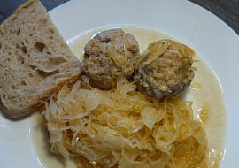 Koule na zelí v pomalém hrnci