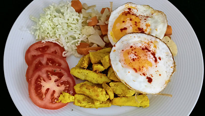 Kuřecí nudličky na kari se zeleninou, pečené v HF