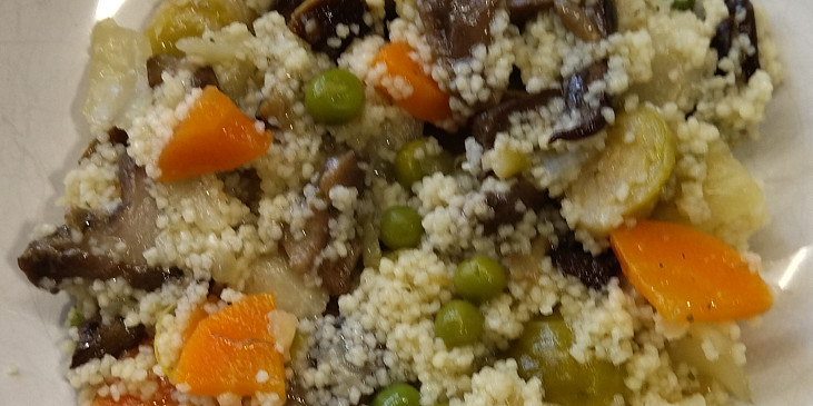 Kuskus se zeleninou a hlívou ústřičnou