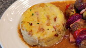 Šťouchačky s česnekem a slaninou