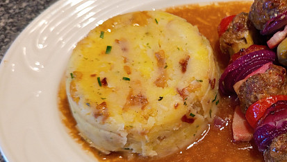 Šťouchačky s česnekem a slaninou