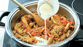 Vepřové v arašídové omáčce