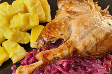 S husou a červeným zelím