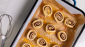 Skořicové šneky z listového těsta