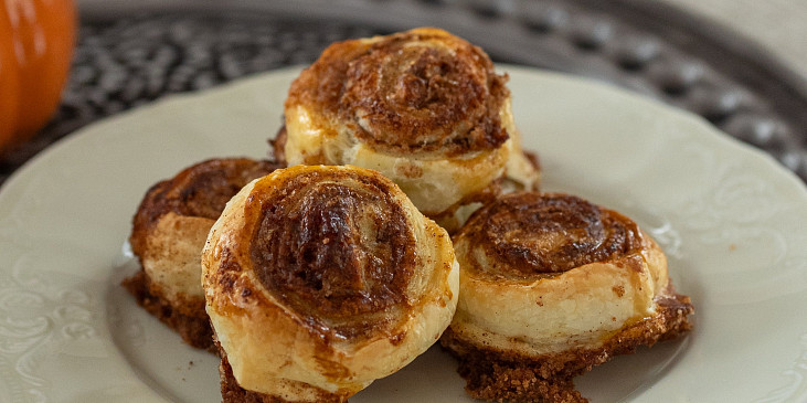 Skořicové šneky z listového těsta