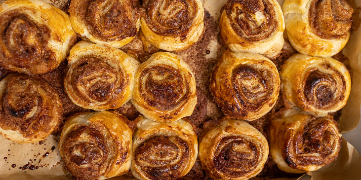 Skořicové šneky z listového těsta