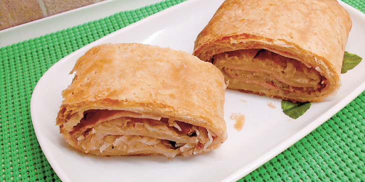 Slaný závin se zelím