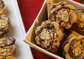 Arašídové kytičky