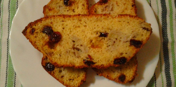 Banánový chlebíček s brusinkami