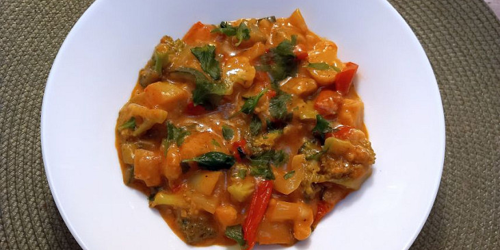 Indické květákovo-brokolicové kari