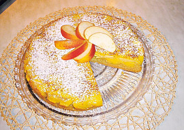 Jablečný koláč se zakysankou