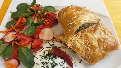 Losos pečený v listovém těstě