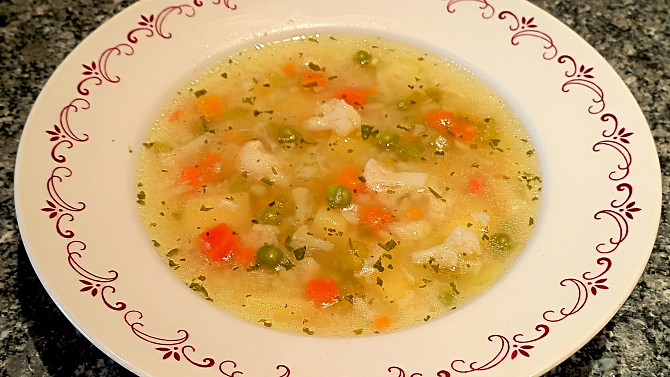 Rychlá zeleninová polévka s rýží