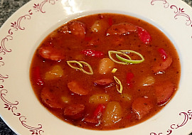 Bramborový guláš s paprikou