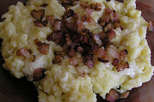 Halušky se slaninou a brynzou