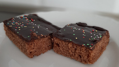 Hrníčková kefírovka (bezvaječná)