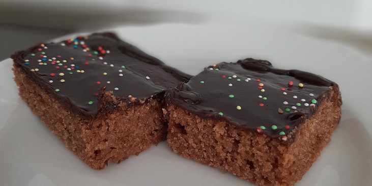 Hrníčková kefírovka (bezvaječná)