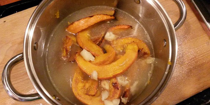 Hustá polévka z pečené dýně