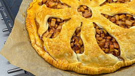 Křehký jablečný koláč