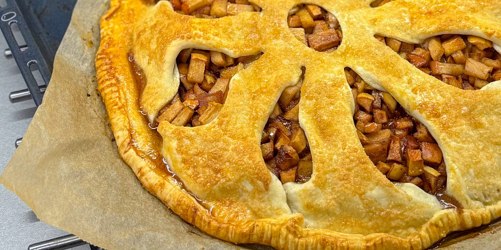 Křehký jablečný koláč