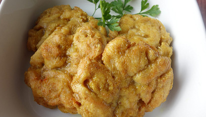 Placičky z kuřecího masa, Placičky s kari kořením, bez grilovacího koření.