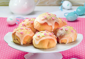 Plněné bochánky s polevou