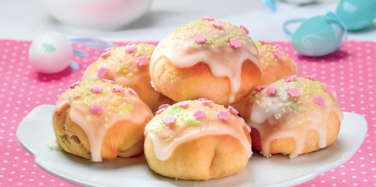 Plněné bochánky s polevou