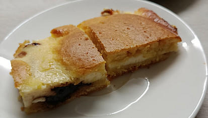 Úžasně rychlá tvarohová buchta s povidlím, chuť jako koláče, hned hotová