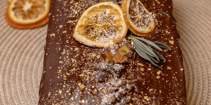 Bílkový chlebíček