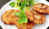 Bramborové placky s kysaným zelím