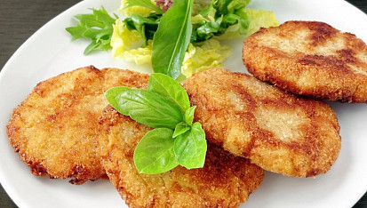 Bramborové placky s kysaným zelím