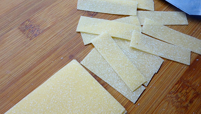 Domácí nudle široké