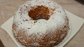 Jogurtová bábovka s pudinkem