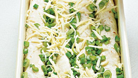 Zapečené tortilly s tuňákem