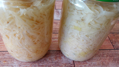 Zelí ve sladkokyselém nálevu sterilované